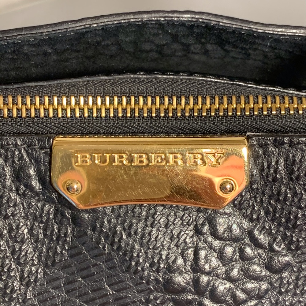 Burberry Dewsbury embossed Black Leather Satchel! - Picture 8 of 8